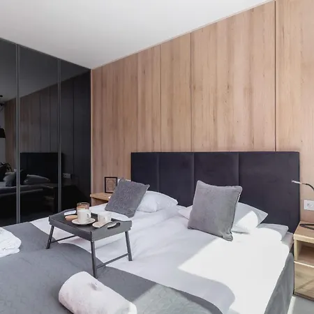 아파트 Elegant & Bright Zablocie By Renters Prestige 크라쿠프