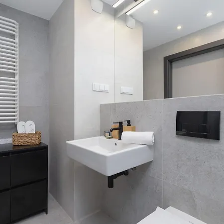 Elegant & Bright Zablocie By Renters Prestige 아파트