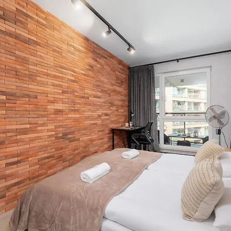 Elegant & Bright Zablocie By Renters Prestige